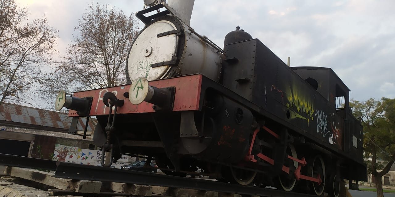 locomotora inclinada ancha