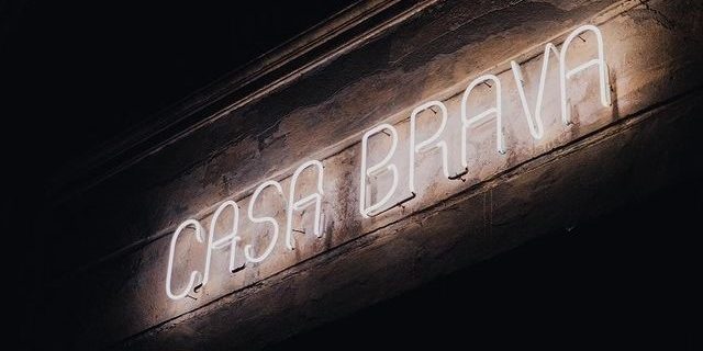 casa brava neon