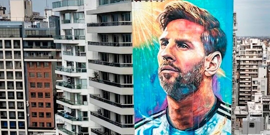 mural messi edificio